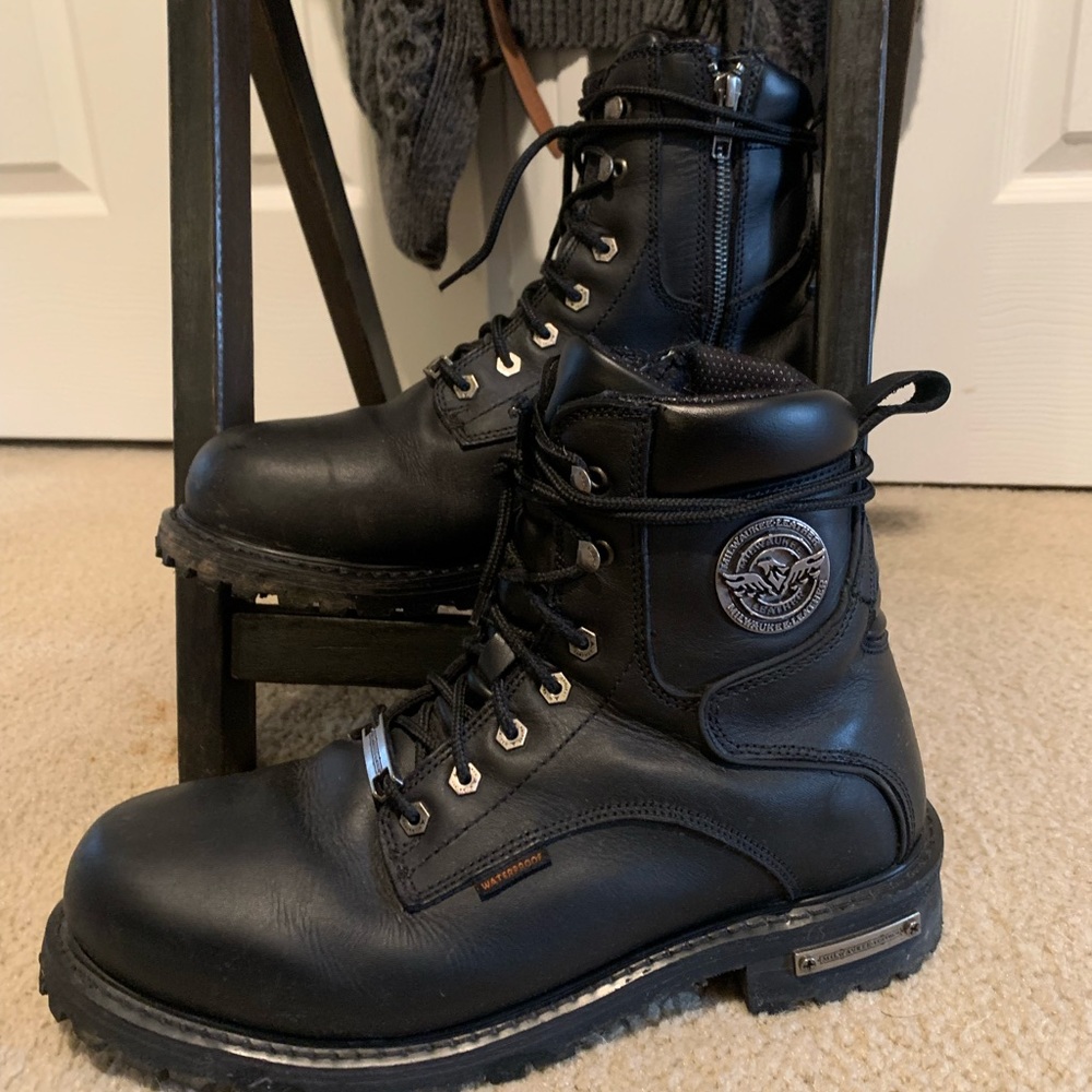 Milwaukee Leather men’s 6 in. lace up wide blk. logger waterproof leather boot.